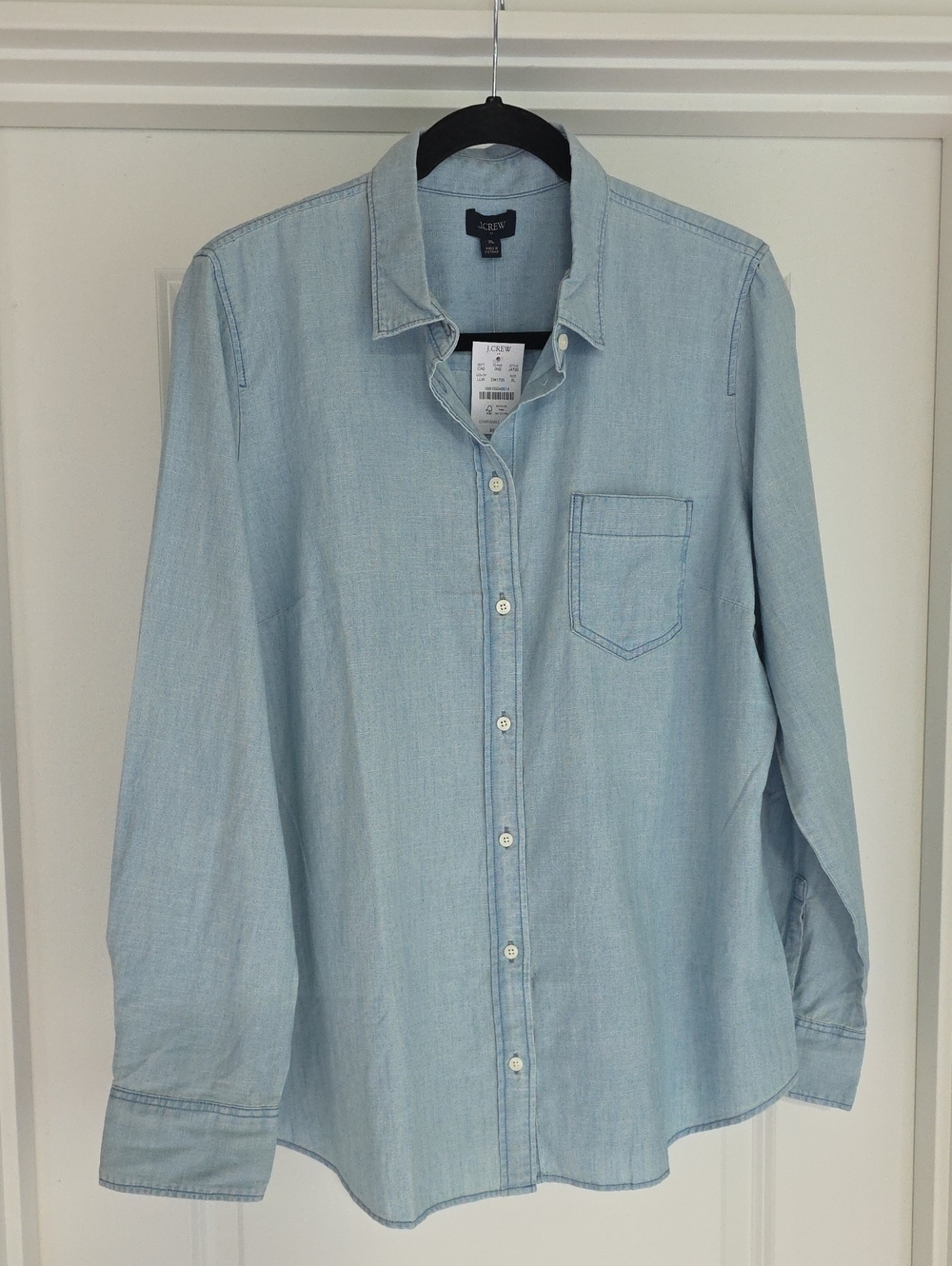 NWT J.Crew Factory Signature Fit Chambray Shirt Lovers Lane XL